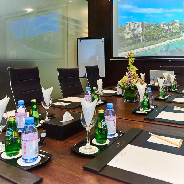 Rose Hotels Group - AOU 5813