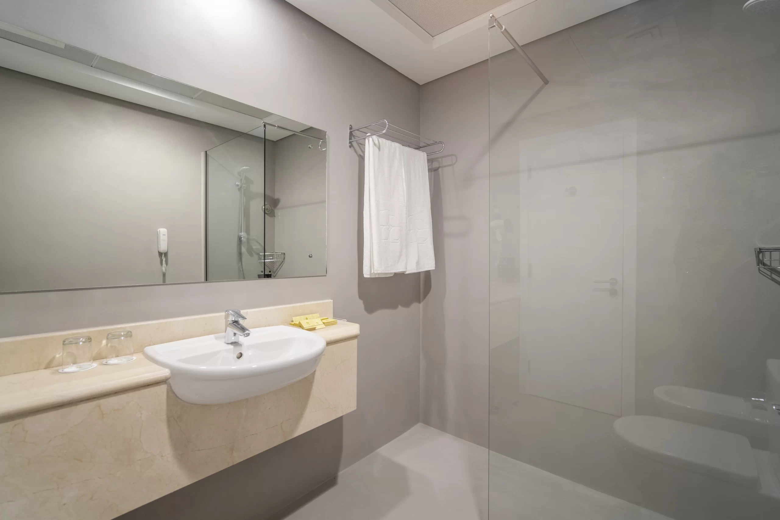 Rose Hotel Group 2 Bed Room Apartment with Balcony 4 DSC01768-HDR