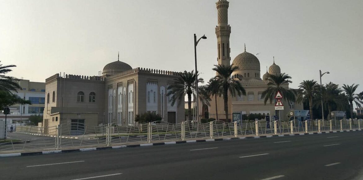 Jumeirah_Mosque_Full_View