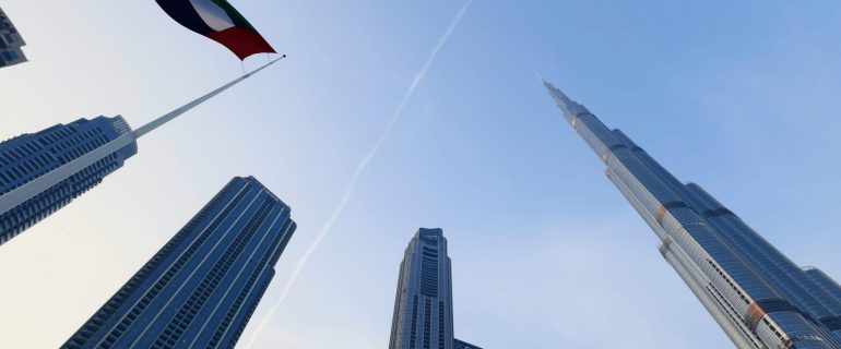 Dubai Airshow aircraft Dubai skyline business hotel