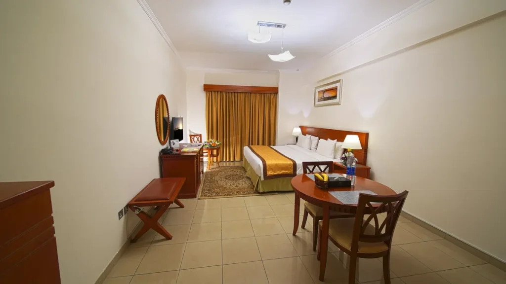 Rose Hotels Group - STUDIO E 1 opt