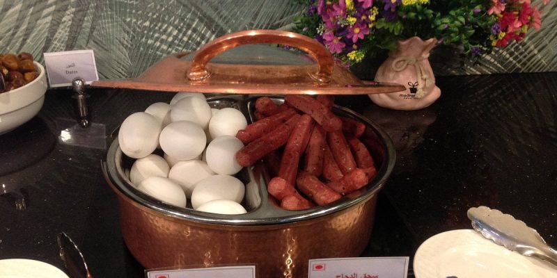 rose-park-hotel-al-barsha buffet